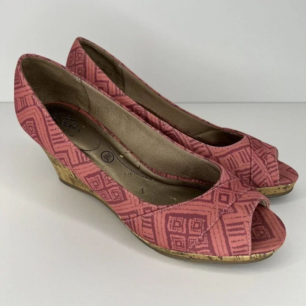 Life Stride Peep Toe Wedge Heels Women's Size 9 M Geo Pattern Shoes